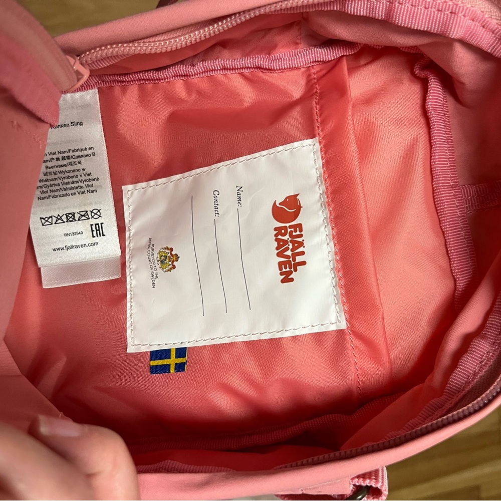 Fjällräven Pink Sling Crossbody Purse - Picture 4 of 8